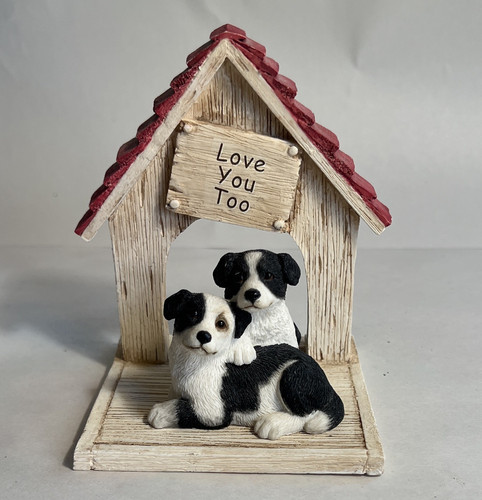 Dog figurine pair doghouse - pair,